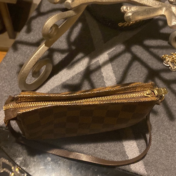 Authentic Louis Vuitton Damier Trousse Pochette Bag Make an offer - Picture 12 of 16